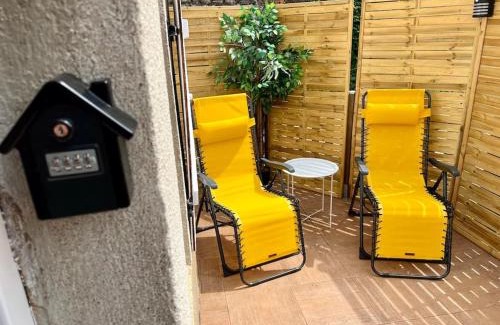 Dole Apartment | DOLE : L ATELIER DES RÊVES