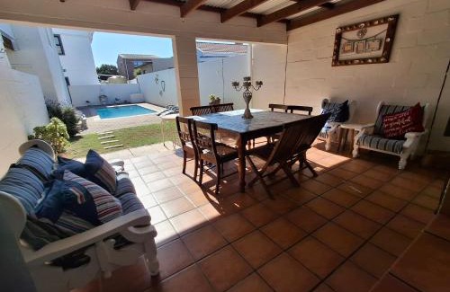 Yzerfontein Apartment | DolfinHouse