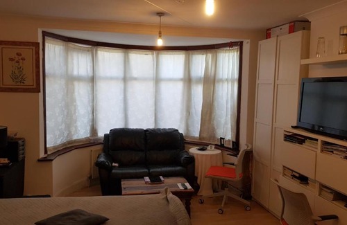 Dudden Hill Apartment | Dolis Hill
