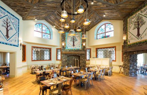 Sevierville Resort | Dollywood's DreamMore Resort and Spa