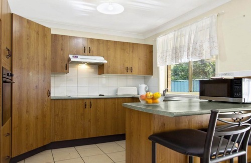 Callala Beach Cottage | Dolphin Cottage - 380m stroll to Callala Beach