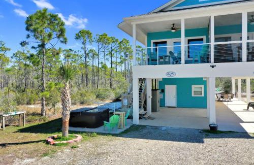 Port St. Joe House | Dolphin Daze Beach House by Pristine Property Vacation Rentals
