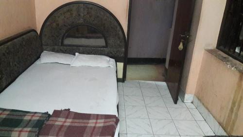 Taltala House | Dolphin hotel