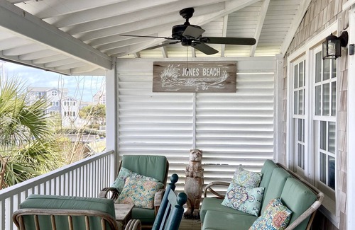 Wrightsville Beach Cottage | DOLPHIN HOUSE - Family Vacation Cottage- Special rates for July and August!