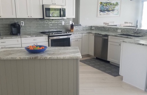 Sanibel Isles House | Dolphin Point -Water Front Canal Home on Sanibel Island