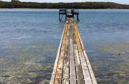 Augusta House | Dolphin Shores by the Blackwood River