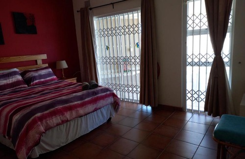 Margate Beach Apartment | Dolphin View Margate