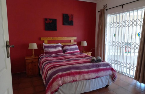 Margate Beach Apartment | Dolphin View Margate
