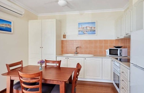 Binningup House | Dolphin Views - amazing ocean views