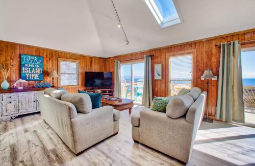 Frisco House | Dolphin Watch 224