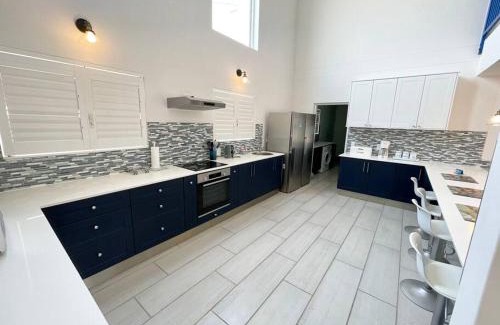 Walvis Bay Villa | Dolphinbeach Seafront Villa