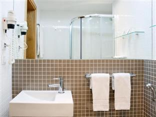 Cavacos Hotel | Dom Jose Beach Hotel (Plus)