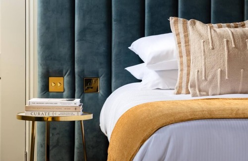 Lancaster Hotel | Domain Boutique Rooms