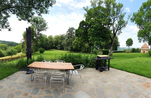 Saint-Victor-Montvianeix House | Domaine de Montvianeix