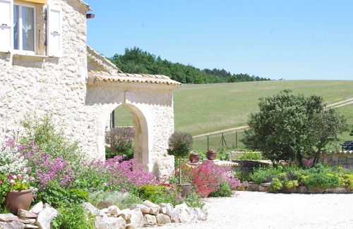 Redortiers Apartment | Domain of Aubignane!