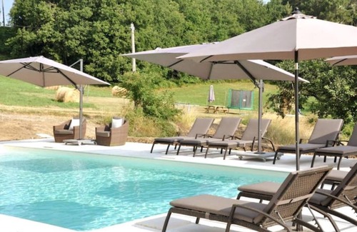 Sergeac House | Domaine 3 gites,9 rooms, 18 people,games room,private heated pool Sarlat/Lascaux
