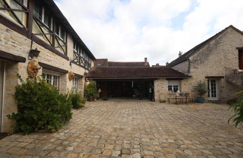 La Chapelle la Reine House | Domaine Chapelle