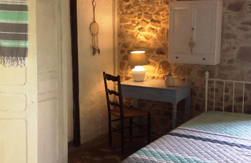 Mazieres Bed & Breakfast | Domaine Charente Glamping Familyroom Le Jardin with external toilet & shower house & outdoor kitchen
