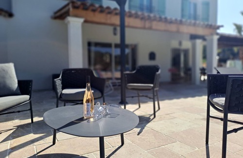 Cabasse House | Domaine Chateau Yssole, Cadre Idyllique au Milieu des Vignes