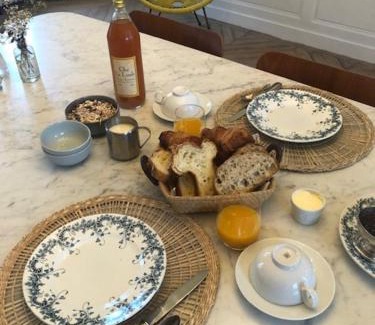 Chauvincourt-Provemont Bed & Breakfast | Domaine de Chauvincourt