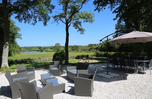 Gien House | DOMAINE DE LA CAILLARDIERE - HOUSES OF THE ETANG ET SEQUOIAS