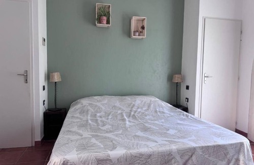 Thuir Apartment | Domaine de la Fauvelle