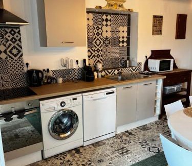 Pontorson House | Domaine de la Ville Chérel, maison en pierre