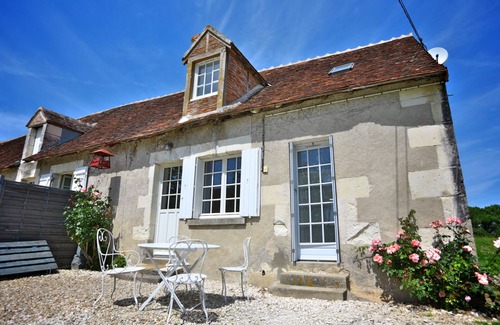 Bridore House | Domaine de Matounet 2 Charming cottage 4 people Heated pool Château de la loire