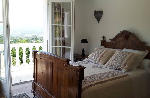 Cuttoli-Corticchiato House | Domaine des trois Roses