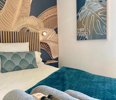 Louresse-Rochemenier House | Domaine des Varennes