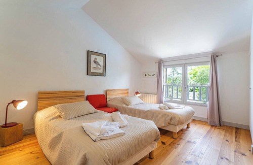 Naujac-Sur-Mer Bed & Breakfast | DOMAINE DU FLAMAND - Gite SOUS-BOIS