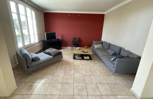 Jonquieres House | Domaine du Haut Débat in the heart of its vineyards