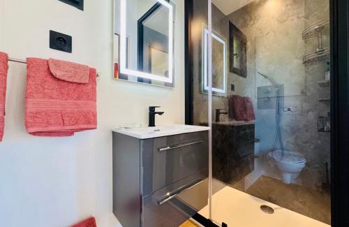 Bourg-des-Comptes Cabin | Domaine du Mafay - LODGE PROVENÇALE