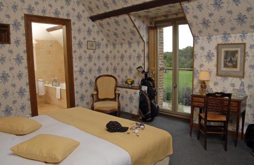 Chassy Hotel | Domaine Du Roncemay - Hôtel, Restaurants, Spa & Golf