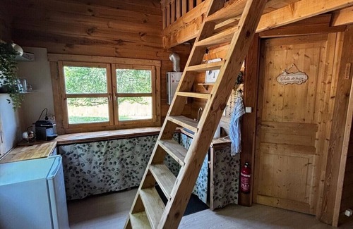 Lachapelle-sous-Chaux Cabin | Domaine du morbues cabin