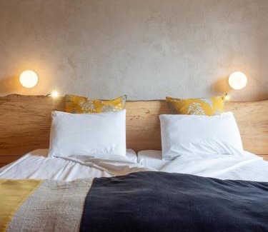 Villard-de-Lans House | Domaine Les 4 Vents, élégant gîte privé 4 suites vue montagne pour 2 à 8 personnes au cœur de 12 hectares de nature