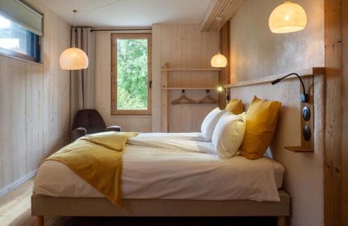 Villard-de-Lans House | Domaine Les 4 Vents, élégant gîte privé 4 suites vue montagne pour 2 à 8 personnes au cœur de 12 hectares de nature