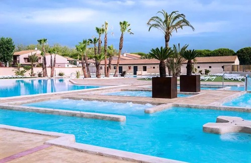Portiragnes-Plage Villa | Domaine Les Tamaris and Portes du Soleil - 4 Room House 5/7 People Comfort