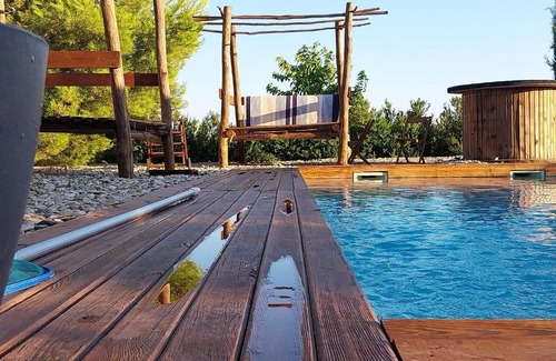Bessan Villa | Domaine Mas Gaudy Villa Charme Piscine & Clim