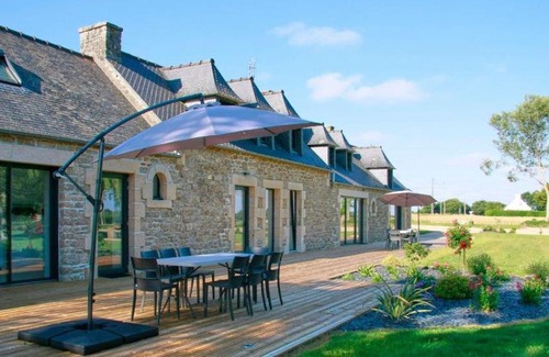 Rostrenen House | domaine un jour parfait