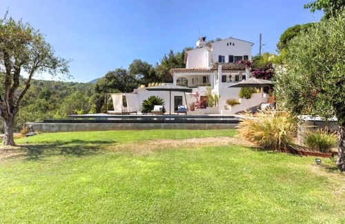 Saint-Paul-de-Vence Villa | Domaine VDH in Saint Paul de Vence