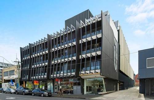 Fitzroy North Apartment | Domi Rentals - The Brunswick Apartment