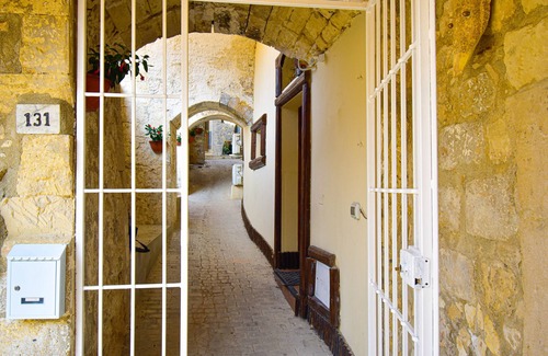 Modica House | Domum in petra, the house in the rock. A short walk from the historic center of Modica