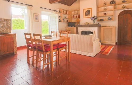 Furnas House | Domus Adepta Family w/ Garden