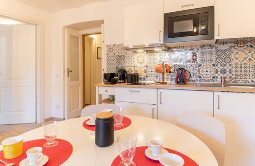 Rione II Trevi Apartment | Domus Domi Quirinale (Via delle Quattro Fontane)