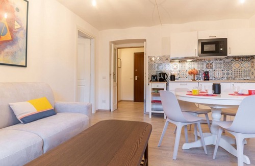 Rione II Trevi Apartment | Domus Domi Quirinale (Via delle Quattro Fontane)