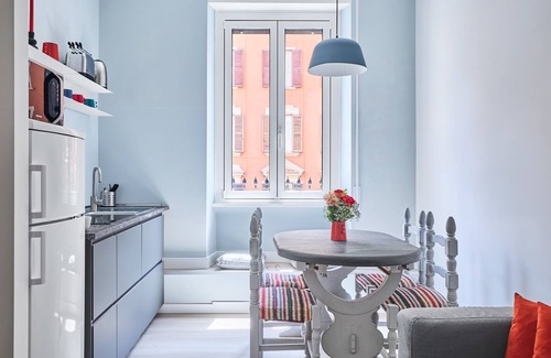 Vatican Apartment | Domus Modista (Vatican Museums/Sistine Chapel)