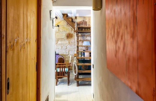 Mondello Cottage | Domus Sicily - Saffron Cottage - 50 m from Mondello's Beach