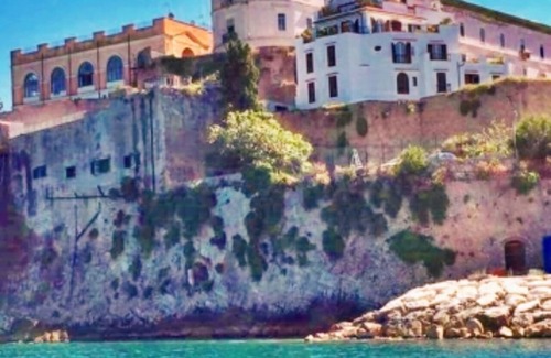 Gaeta Apartment | Domus Vittorio double room with balcony and sea view