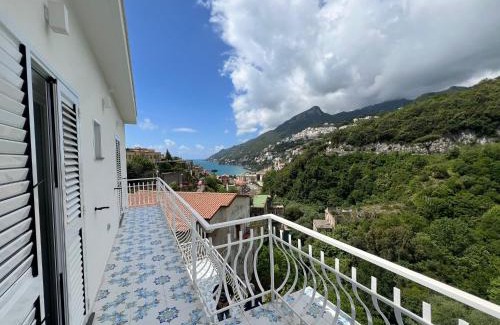 Vietri sul Mare Apartment | Domus21